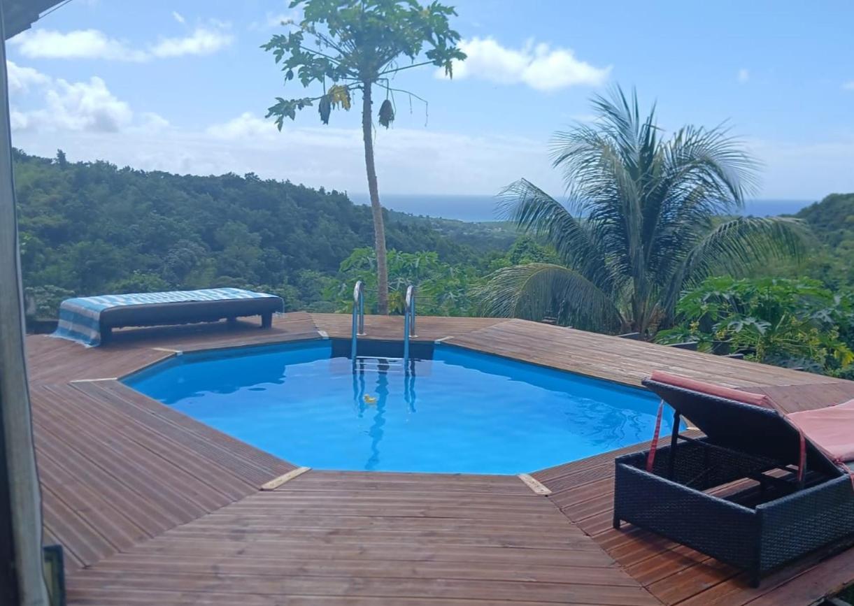 Chambre Chez L'Habitant Avec Piscine Privative Et Vue Panoramique Sur La Mer Des Caraibes Desmarinieres Luaran gambar